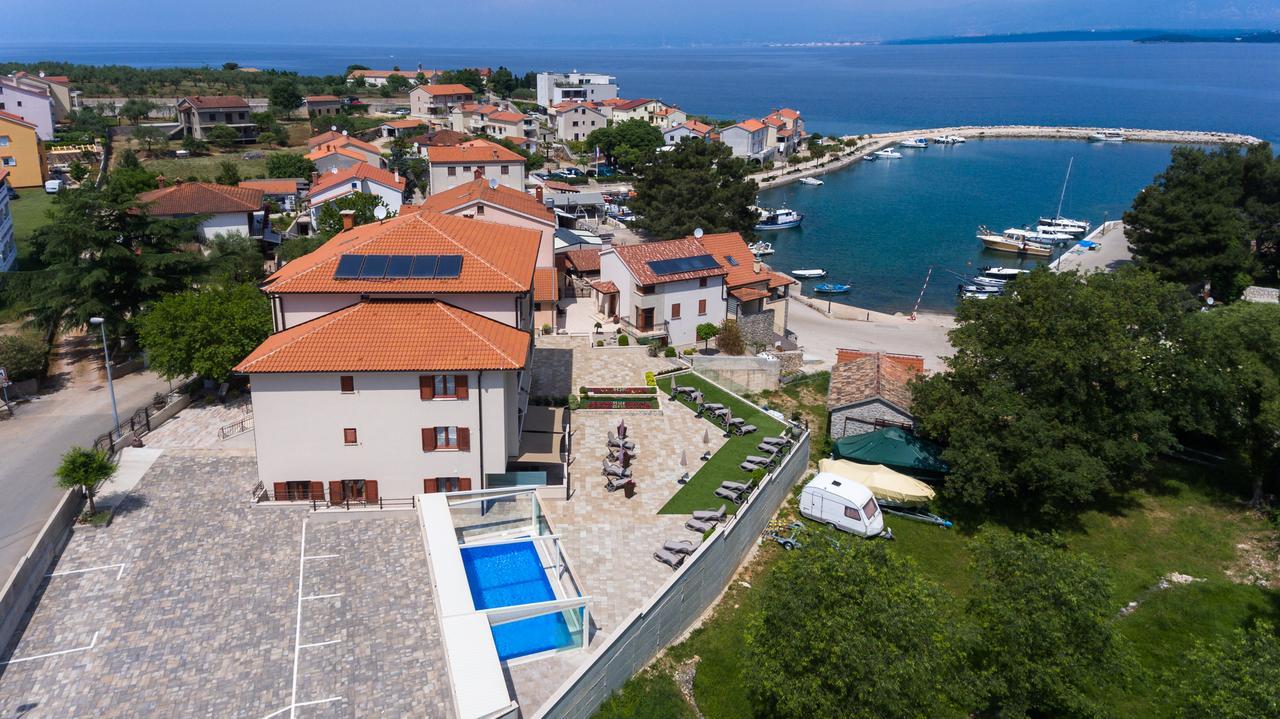 Villa Aria Malinska Exterior foto