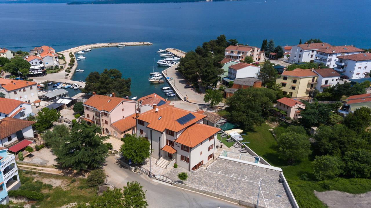 Villa Aria Malinska Exterior foto